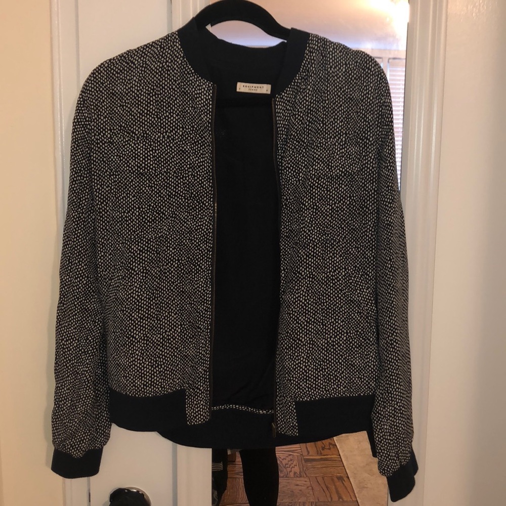 Equipment silk bomber